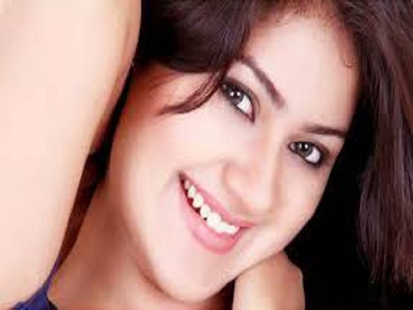 হাসিমুখ দেখলেই সুখি ভাবা ভুল