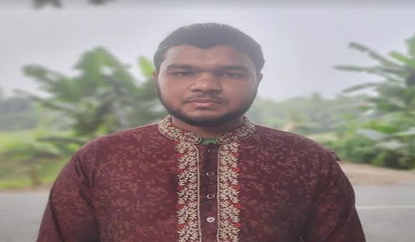 পুরনো সেই বেলগাছ