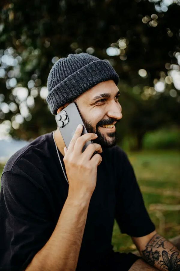 আজ কল করে বন্ধুর খোঁজ নেওয়ার দিন