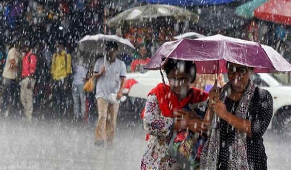 ৭২ ঘণ্টা ‘অতিভারি’ বৃষ্টির পূর্বাভাস ৩ বিভাগে  