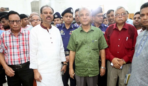 এবার দুর্গাপূজায় নিরাপত্তার কোনো ঝুঁকি নেই: স্বরাষ্ট্র উপদেষ্টা