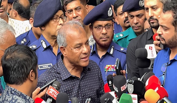 পাহাড়ের ঘটনায় ভারত ও ফ্যাসিস্টদের ইন্ধন: স্বরাষ্ট্র উপদেষ্টা