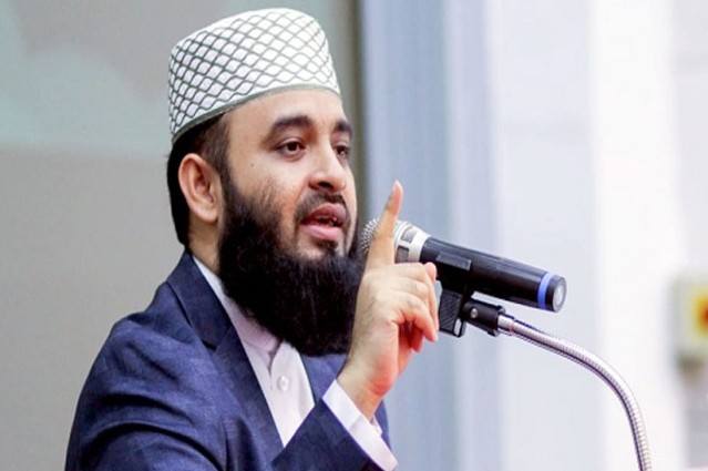 উন্মুক্ত মাঠে এবছরের সব তাফসির মাহফিল স্থগিত ঘোষণা করলেন ড. মিজানুর রহমান আজহারী