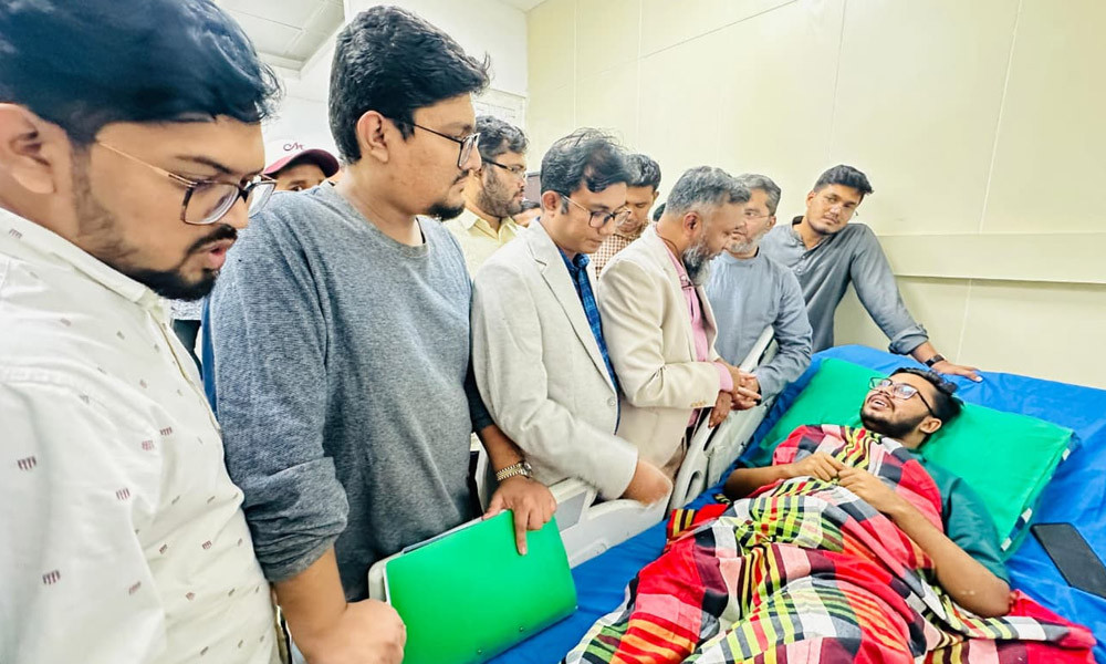 ভূমিকম্পে আহতদের পাশে জিয়াউর রহমান ফাউন্ডেশন