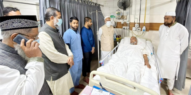 চিকিৎসাধীন উপজেলা জামায়াত নেতার পাশে ডা. শফিকুর রহমান