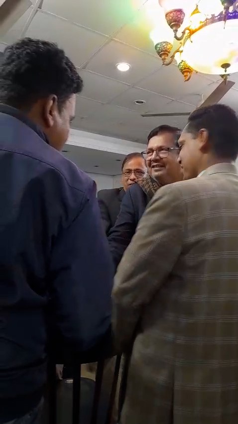 পাবনা প্রেসক্লাবে পিআইবির প্রশিক্ষণ কর্মশালায় বিএনপি প্রার্থীর প্রচারণা