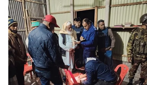 বিএনপি প্রার্থীর পক্ষে টাকা বিতরণে গিয়ে আটক ৬