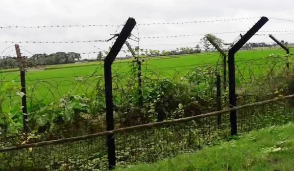 মৌলভীবাজার সীমান্তে ভারতীয় উচ্চক্ষমতা সম্পন্ন বিস্ফোরকসহ আগ্নেয়াস্ত্র উদ্ধার 