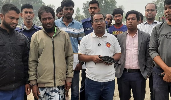 সিরাজগঞ্জে ৪০০ কেজি ঘোড়ার মাংস জব্দ, কারাদণ্ড ২