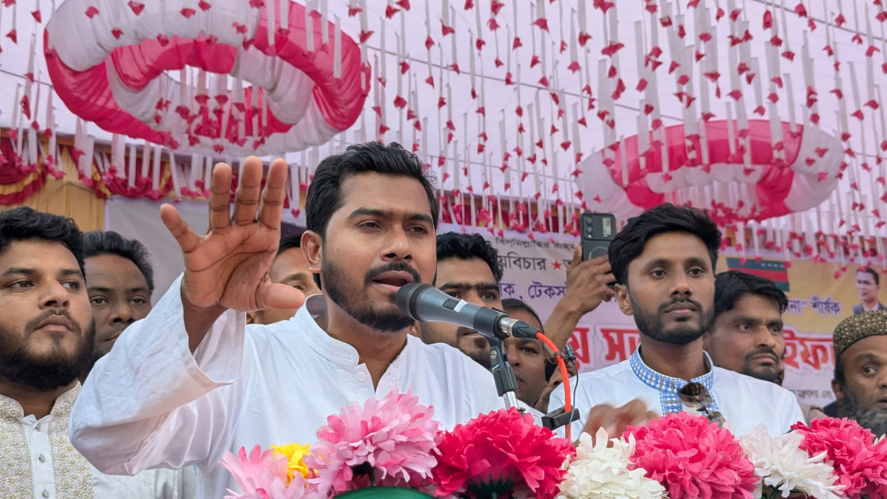 ‘আমাদের কমিটমেন্ট অনুযায়ী চাঁদাবাজি বন্ধ হওয়া শুরু করছে’ নূর।