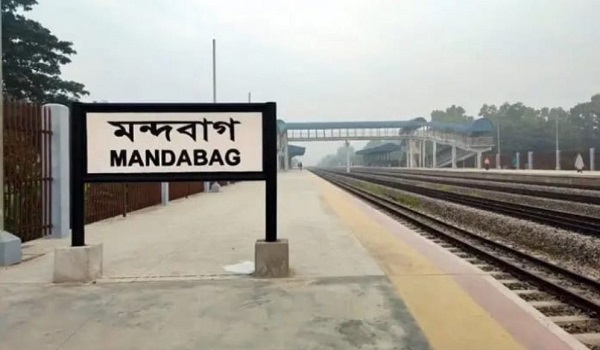 ট্রেনে কাটা পড়ে নিহত ১