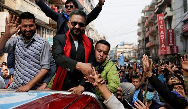 তবে কী নেপালের গণঅভ্যুত্থানকারীদের হাতে ক্ষমতা!