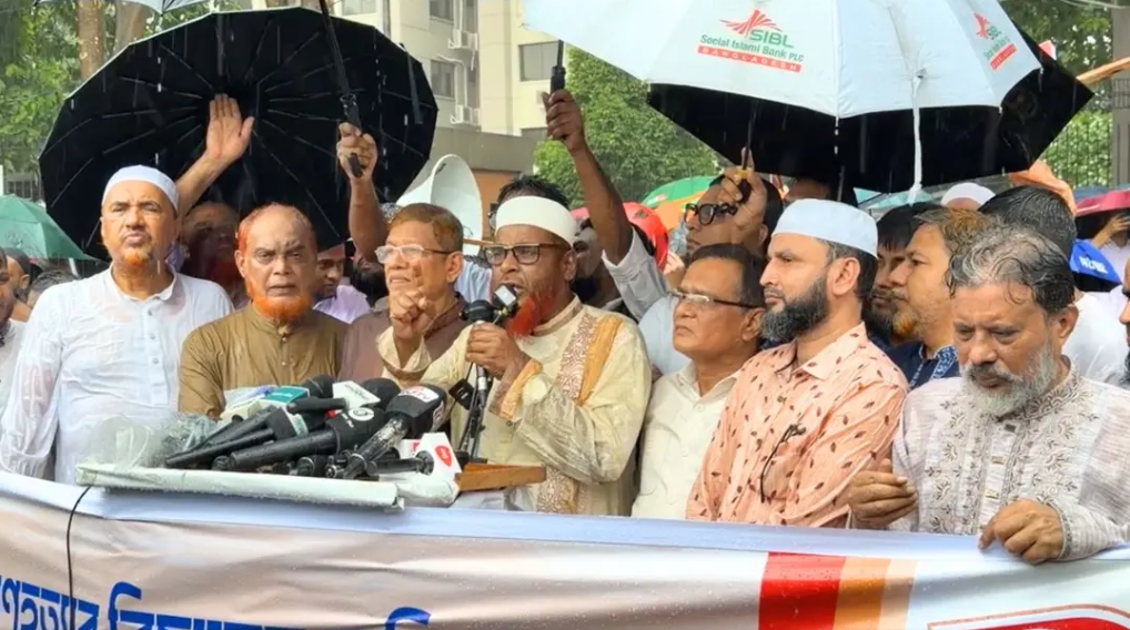 গণভোটের রায় বাস্তবায়ন না হলে রাজনীতি সংঘাতের দিকে যেতে পারে: পরওয়ার