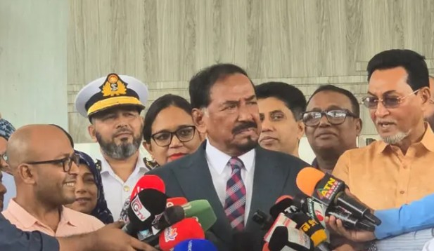 দেশে ফিরে স্পিকার বললেন রাষ্ট্রপতির পদত্যাগ নিয়ে কিছু জানি না