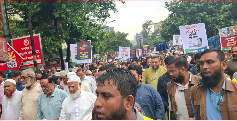 জ্বালানির দাম বৃদ্ধি: জামায়াত জোটের সচিবালয় ঘেরাও ও অবস্থান কর্মসূচি পালন